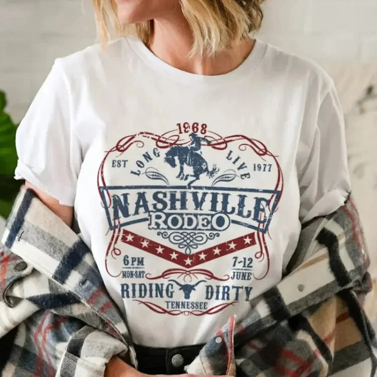 Tee Shirt Country Femme Blanc en pleine action