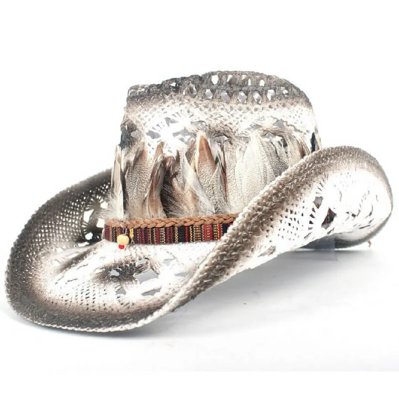Chapeau de Cowboy avec Plume porté
