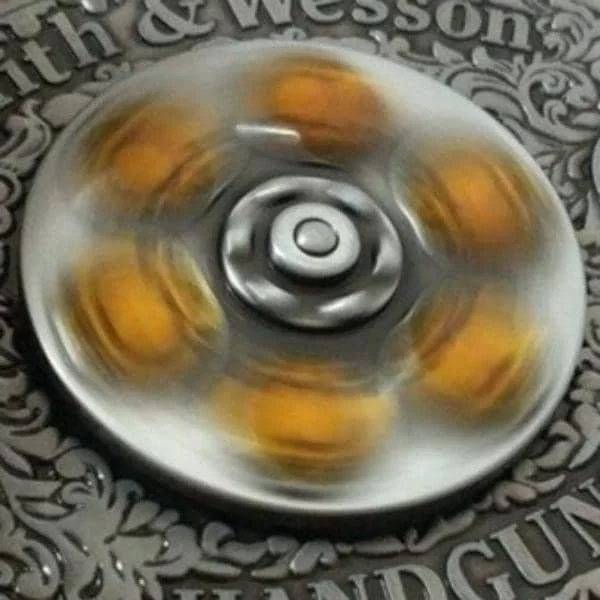 Détail de la boucle de ceinture Smith & Wesson