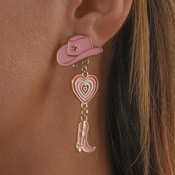 Boucles d'oreilles cowgirl en détail